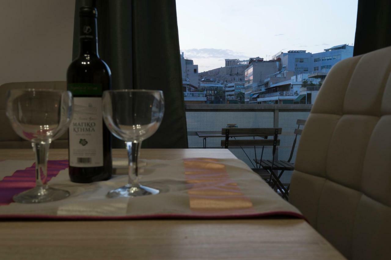 Bright 2 Bedrooms Apt. In The Heart Of Athens W Stunning Views To Acropolis Екстериор снимка